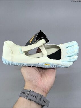 Vibram Women's Five-Finger Mary Jane in Cream and Light Blue